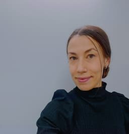 Mia Apajalahti profiilikuva